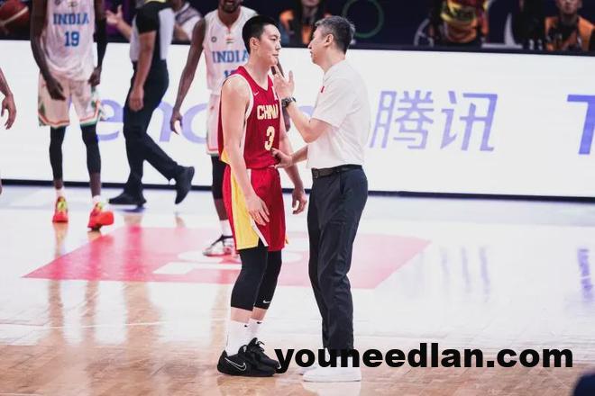 时隔10年全胜出线，中国男篮收获了什么？